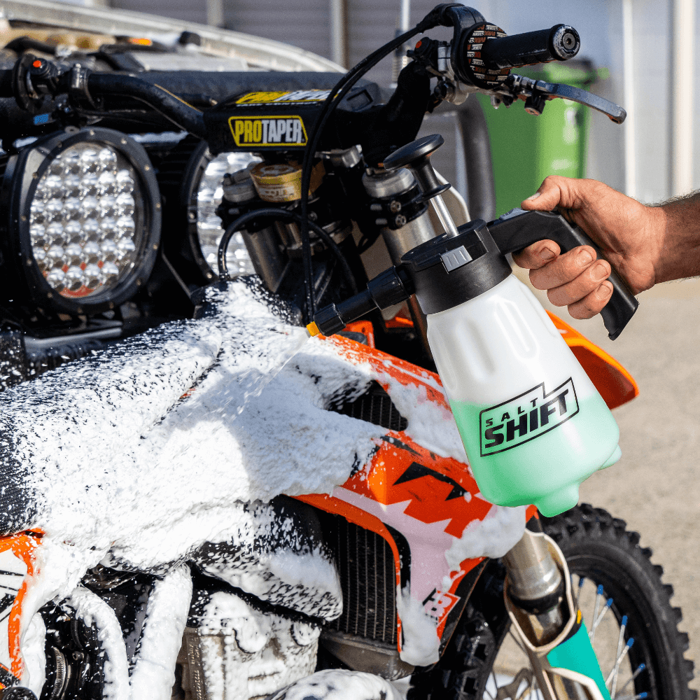 foam gun to clean dirt bike when muddy